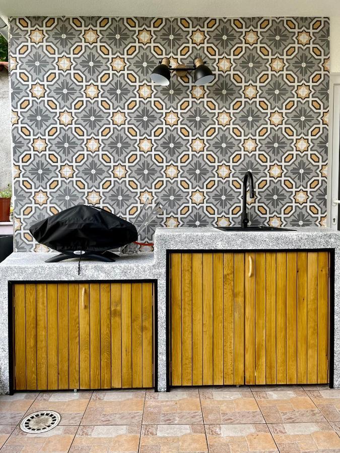 Апартаменты Happy Casa Oldtown Boutique Копер Экстерьер фото